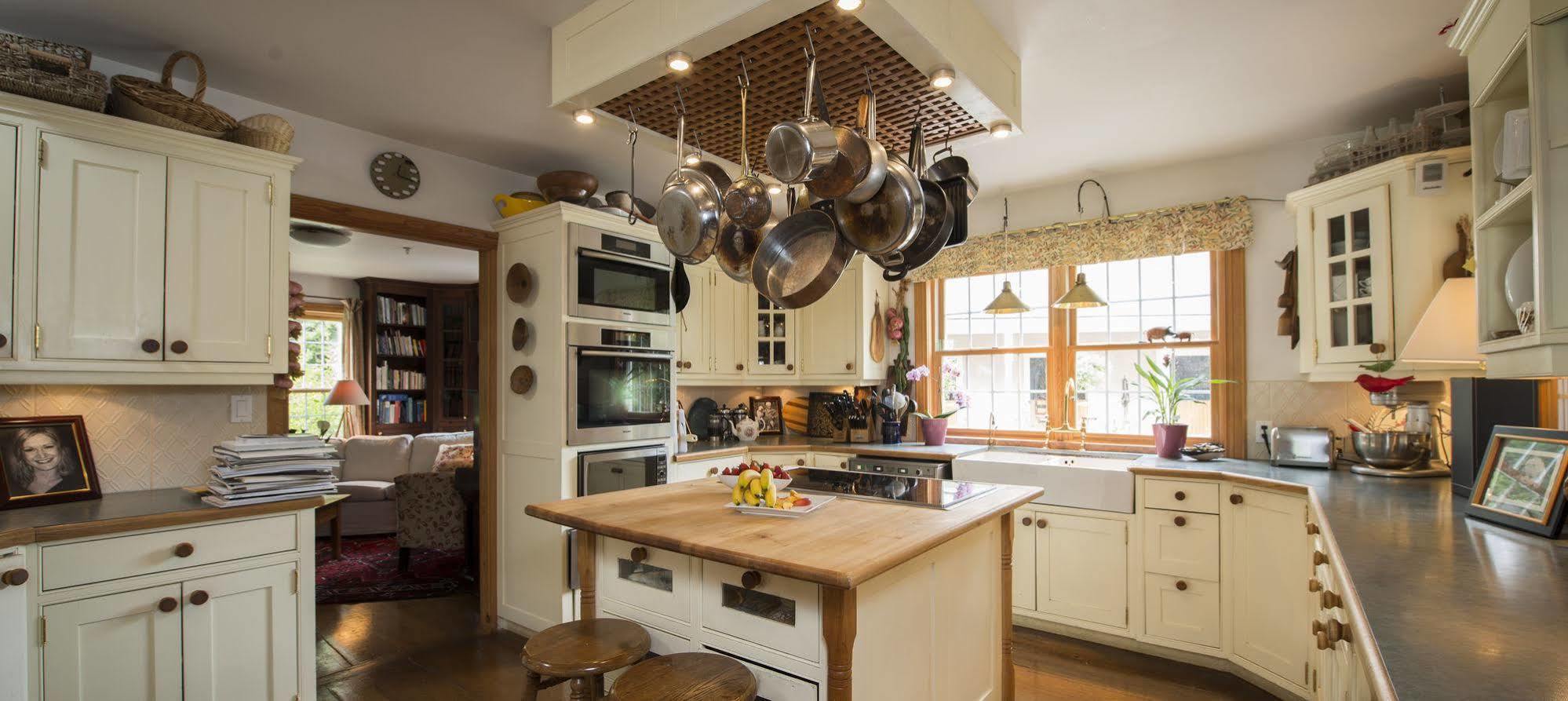 Minette Bay Lodge Kitimat 外观 照片