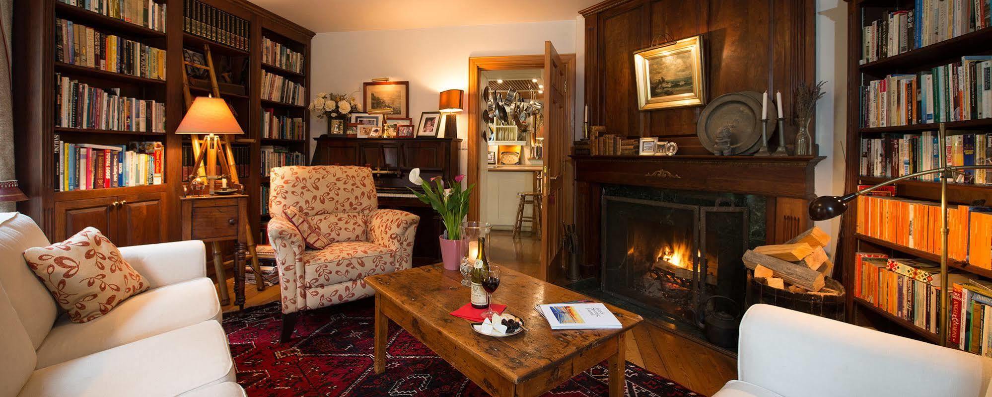 Minette Bay Lodge Kitimat 外观 照片